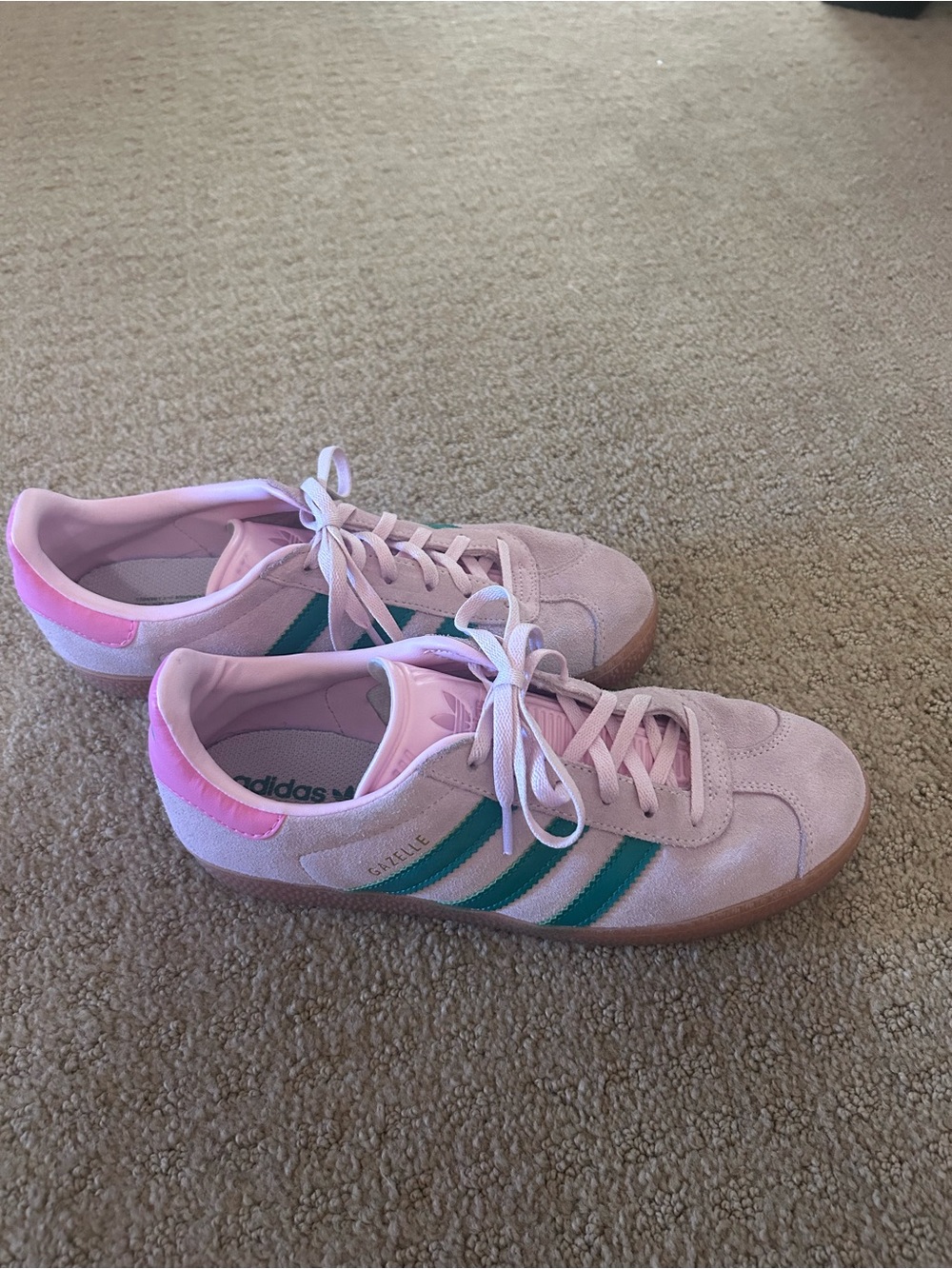 Adidas Gazelle Women's Pink Suede Sneakers with green  Stripes size 6